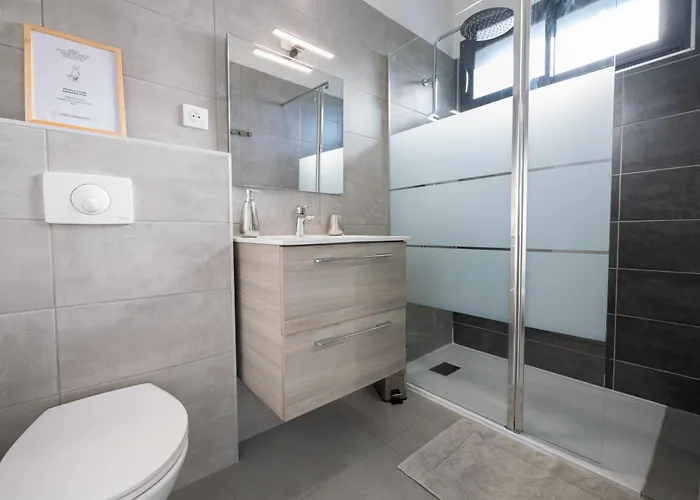 N1 Maison T2 Climatise * Ajaccio (Corsica)